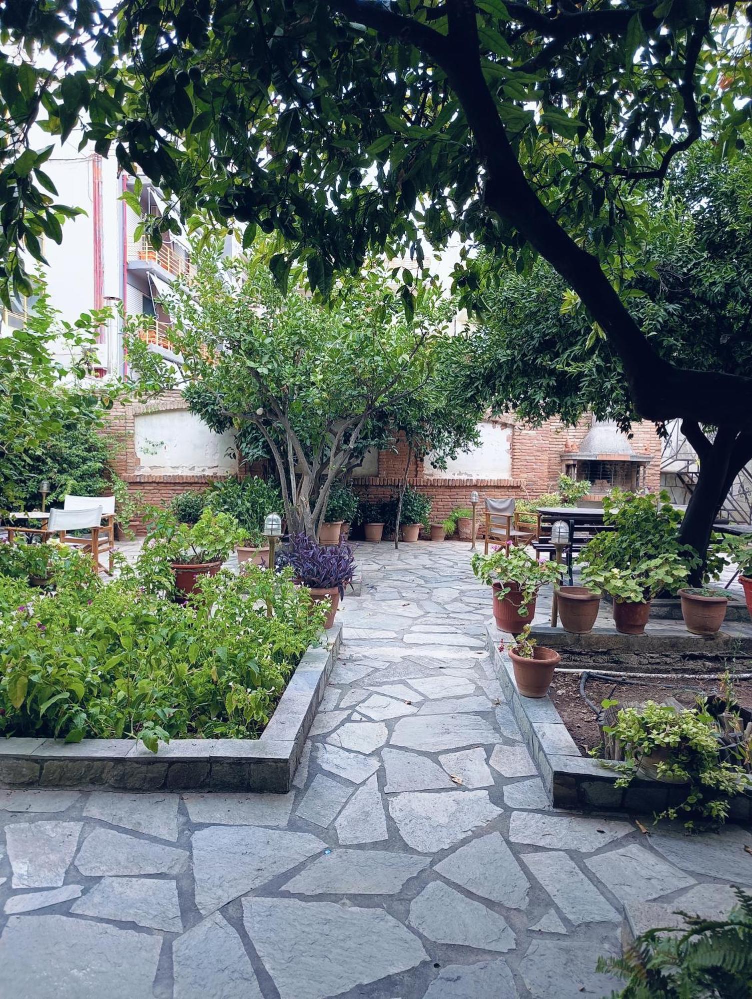 Anesis Hotel Лутра Едипсу Екстериор снимка