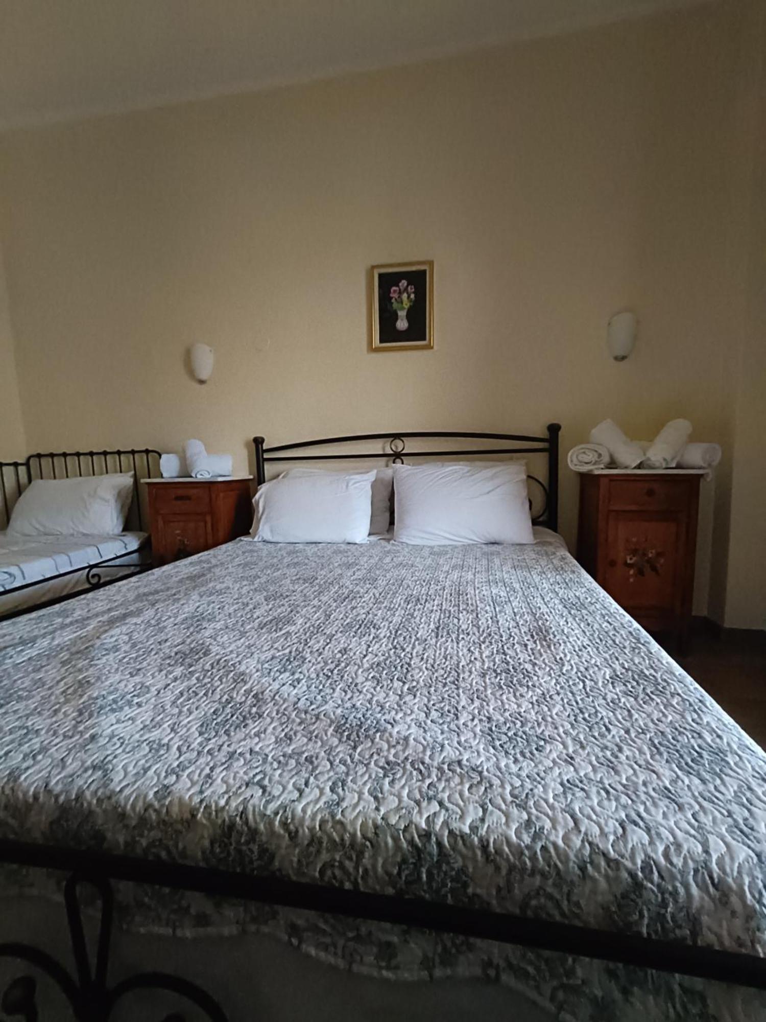 Anesis Hotel Лутра Едипсу Екстериор снимка