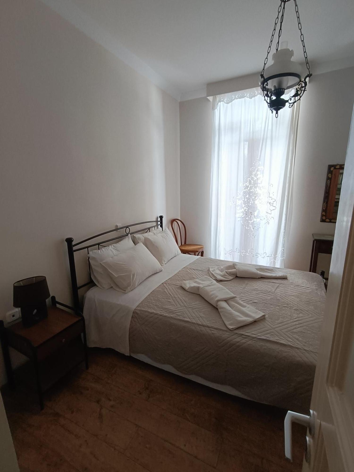 Anesis Hotel Лутра Едипсу Екстериор снимка