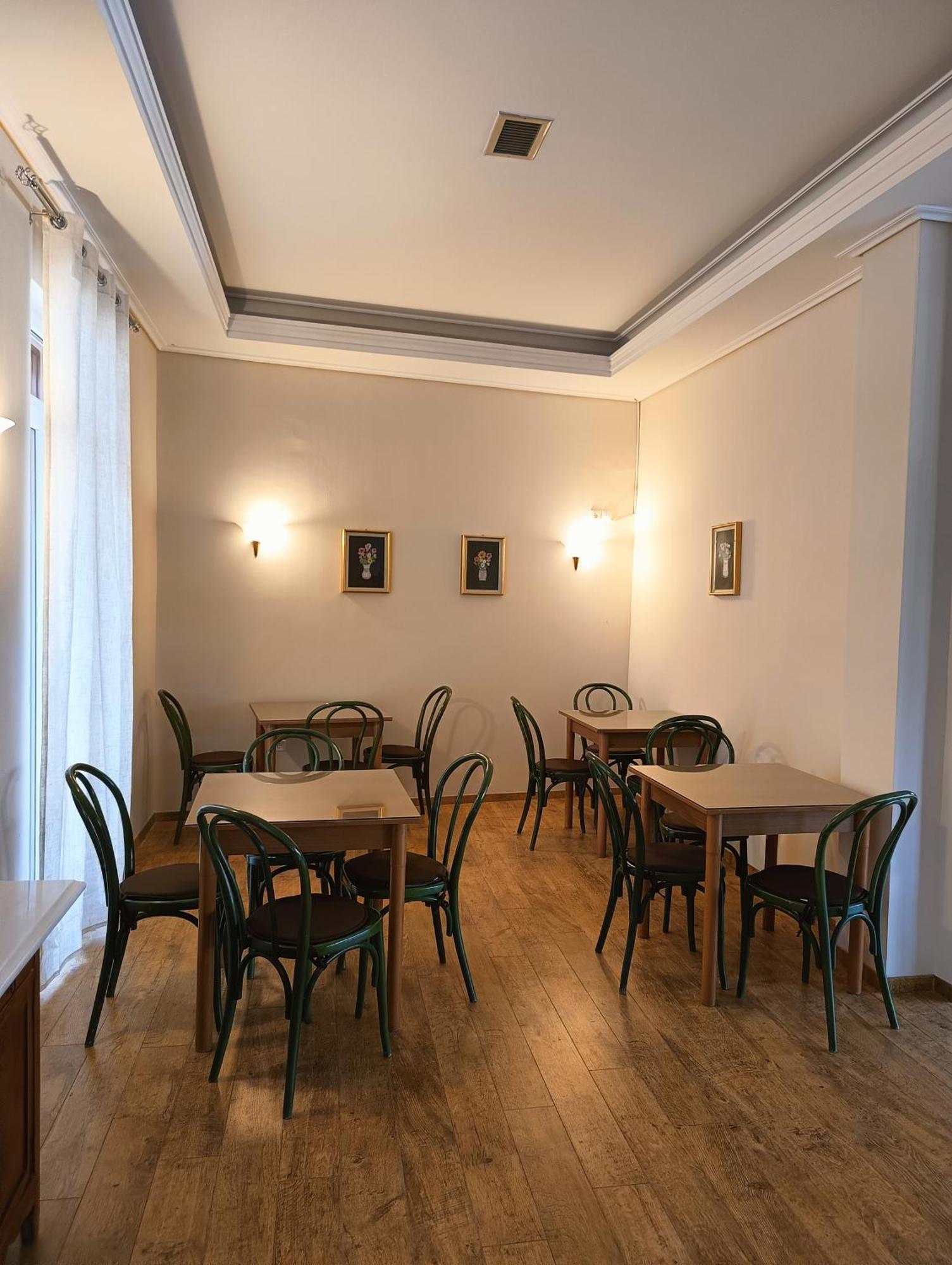 Anesis Hotel Лутра Едипсу Екстериор снимка