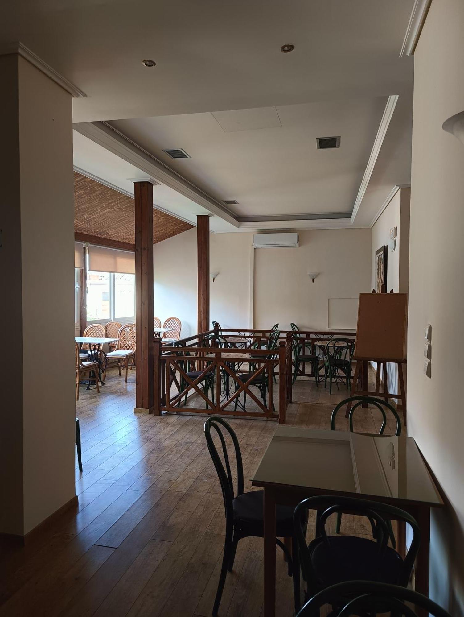 Anesis Hotel Лутра Едипсу Екстериор снимка